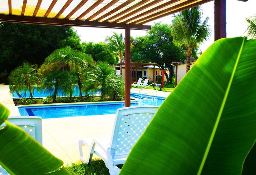 مسافرخانه El Arrecife Martin Pescador