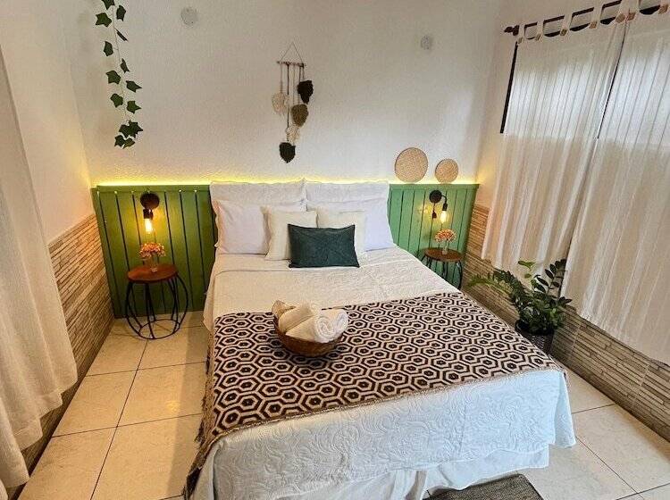 Хостел Pousada Villa Real Paraty