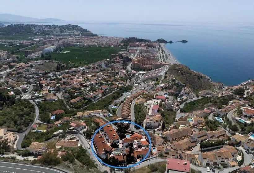 هتل Apartamentos Tropicalia Almuñecar