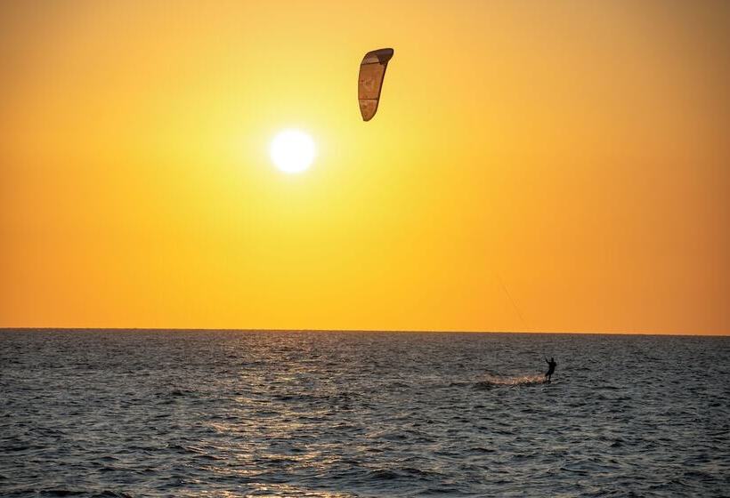 Arrey Hotel Boutique