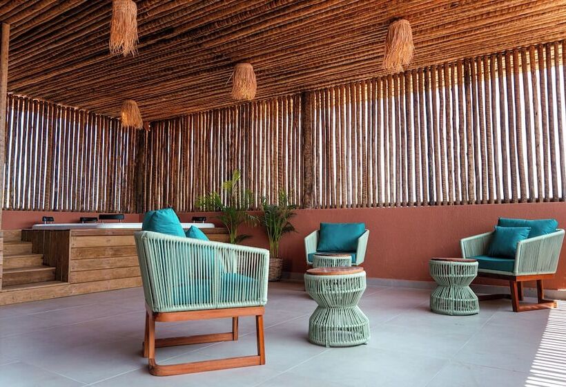 Arrey Hotel Boutique