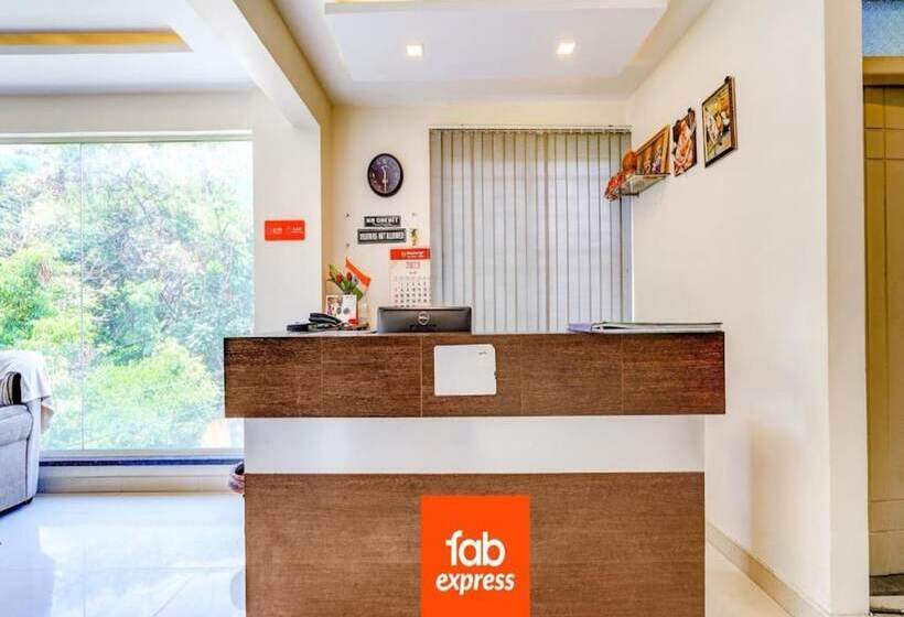 هتل Fabexpress Kings Suites Hrbr Layout