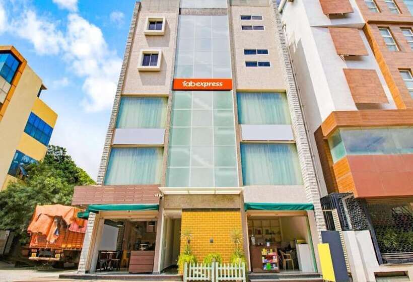 هتل Fabexpress Kings Suites Hrbr Layout