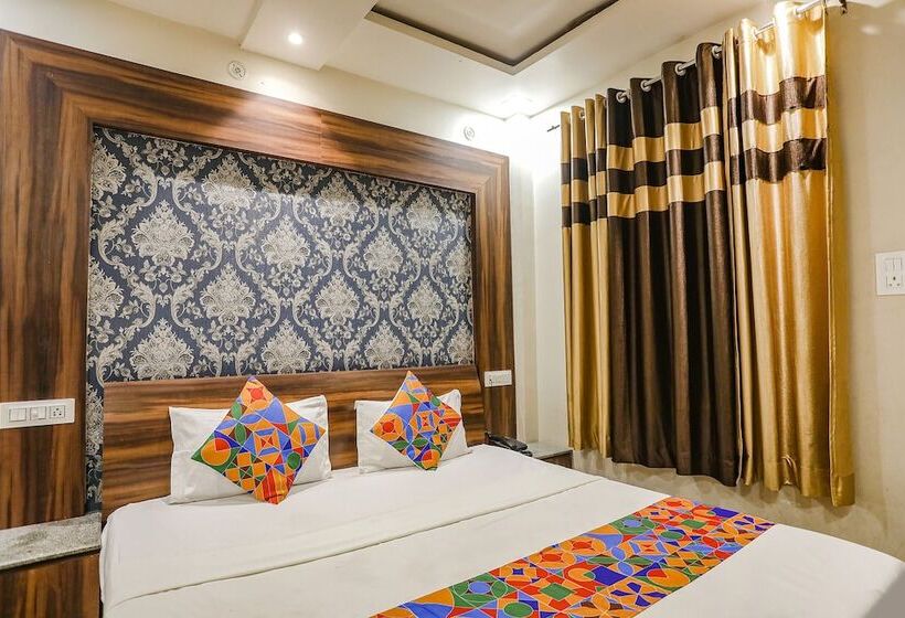 Hotel Fabexpress Shri Ram Kashi