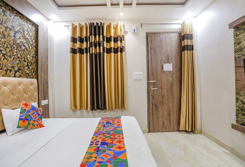 Hotel Fabexpress Shri Ram Kashi