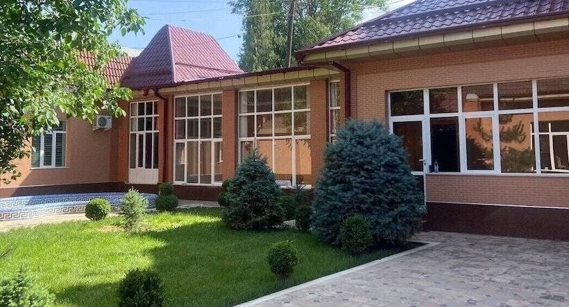 בית מלון כפרי Gold 999