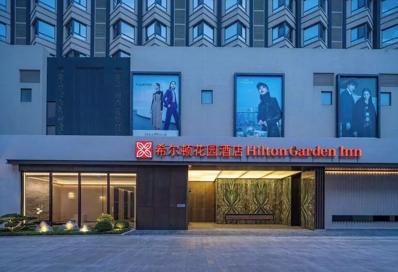 Hotelli Hilton Garden Inn Huludao Longxing Road