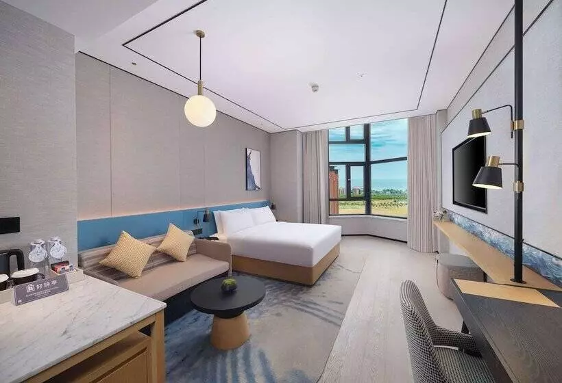 Hotelli Hilton Garden Inn Huludao Longxing Road