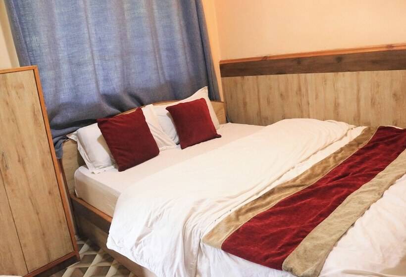 هتل Dream House Resort