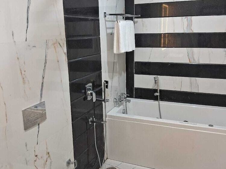 فندق Prime Beach Resort  Mandarmani