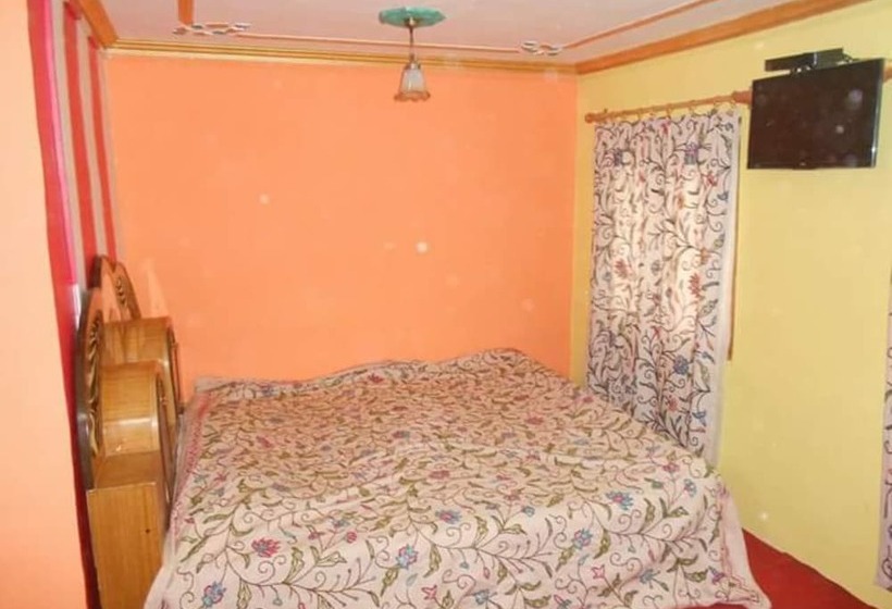 فندق Goroomgo Rooma Srinagar