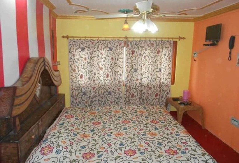 فندق Goroomgo Rooma Srinagar