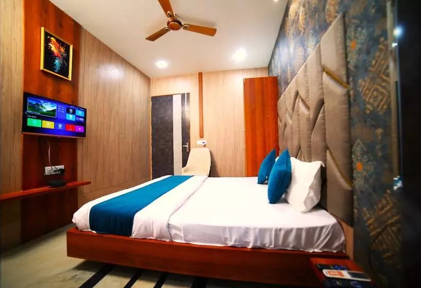 Hotelli Royal Palace