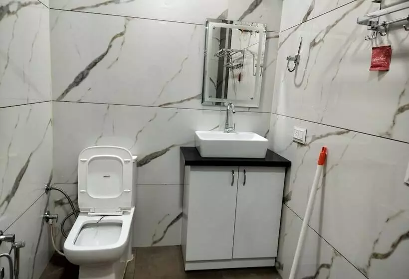 Hotelli Royal Palace