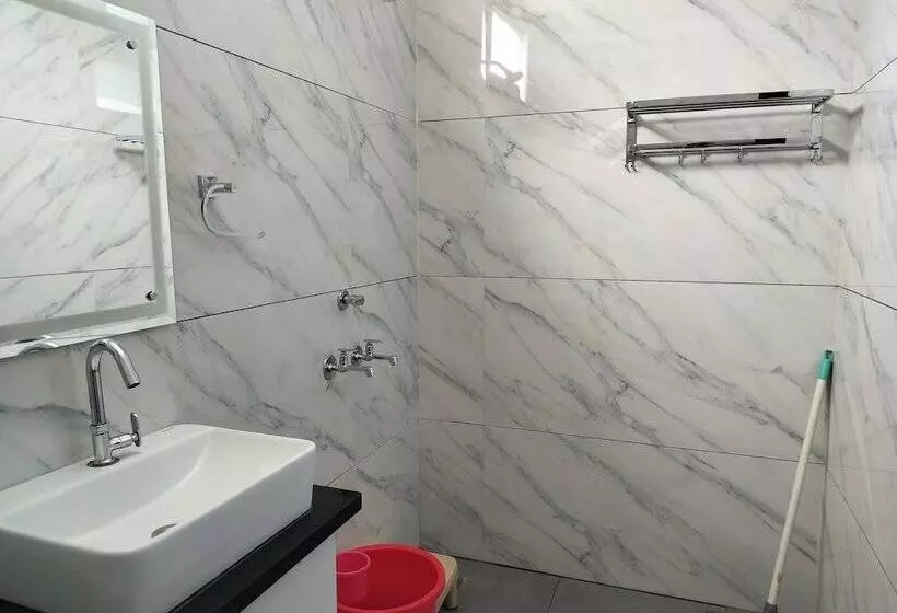 Hotelli Royal Palace