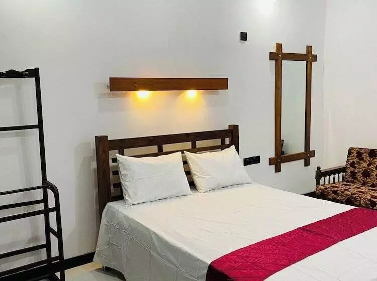 Hotelli Sigiri Holiday Bungalow