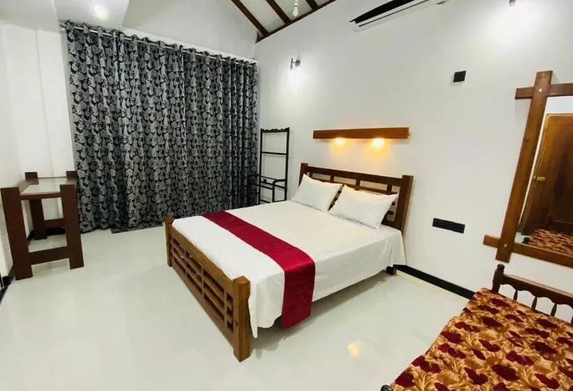 Hotelli Sigiri Holiday Bungalow