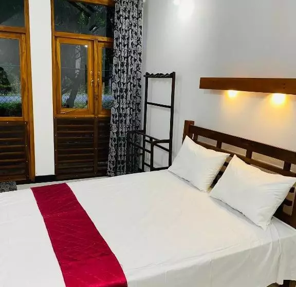 Hotelli Sigiri Holiday Bungalow