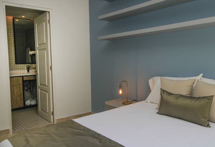 Hotel Singular Dream Vacation Rentals