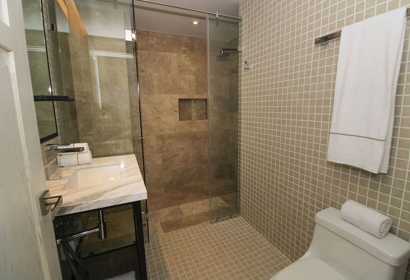 Hotel Singular Dream Vacation Rentals