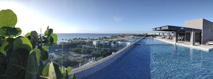 Hotel Singular Dream Vacation Rentals