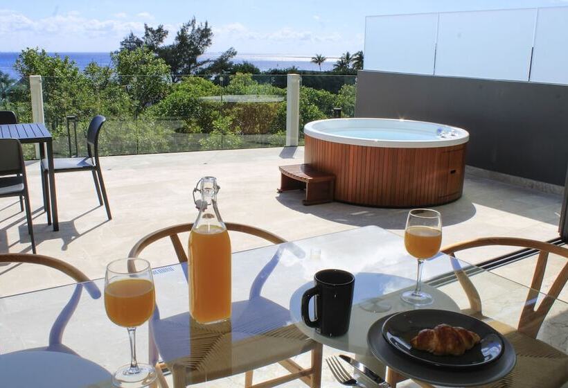 Hotel Singular Dream Vacation Rentals