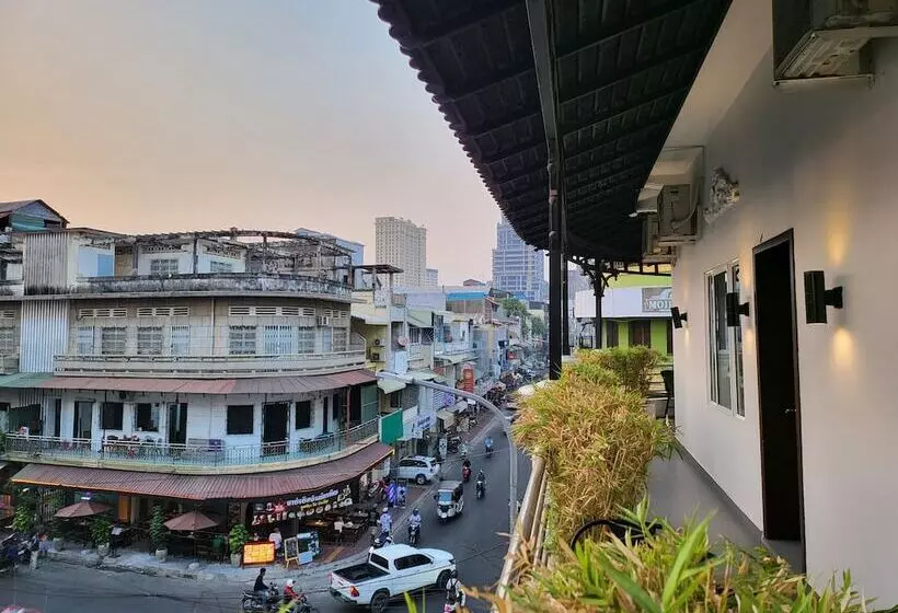 هتل Sun Chakra Boutique