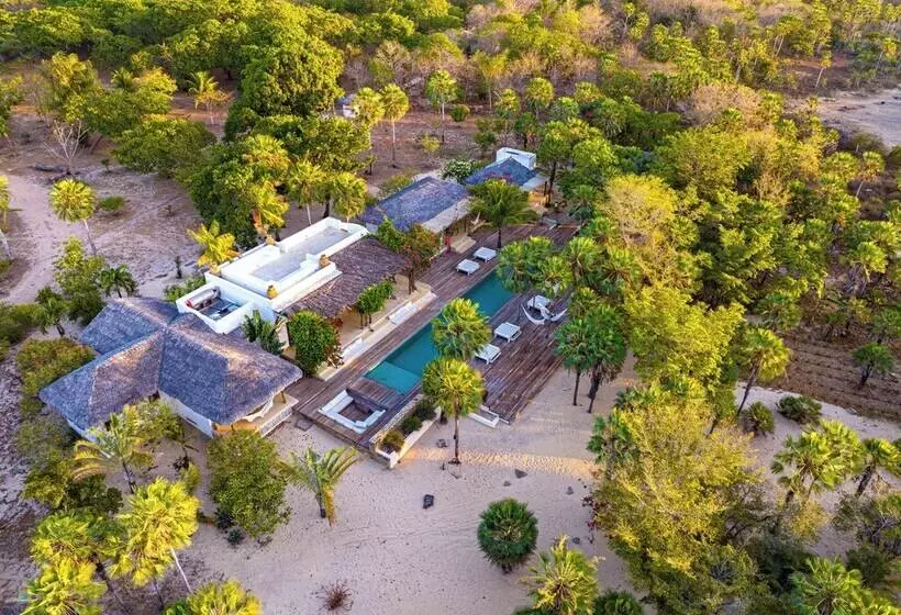 Hotelli Villa Paz La Villa Group