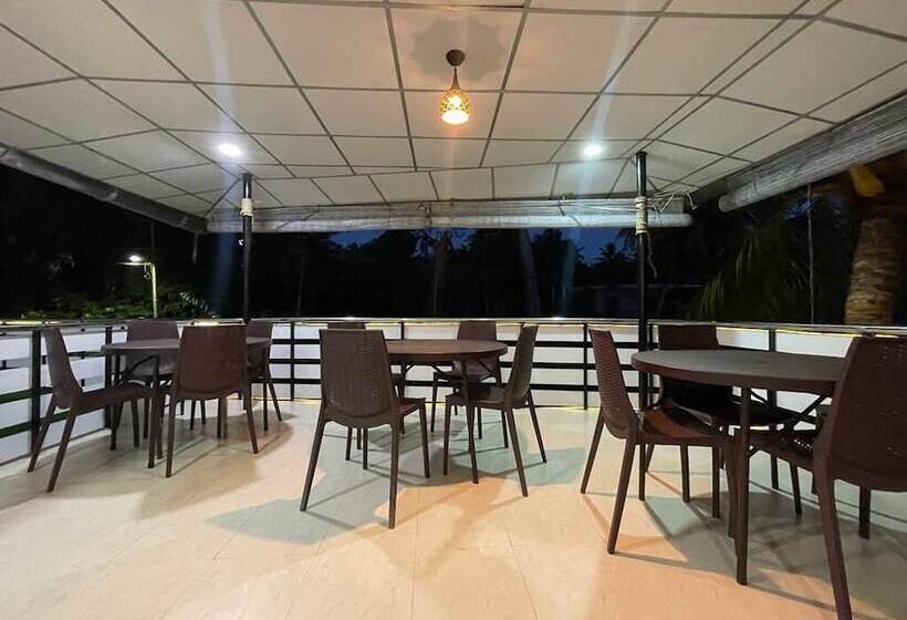 호텔 White Pearl Home Stay