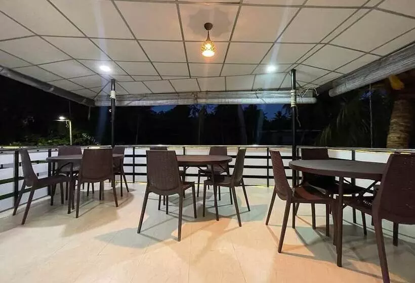هتل White Pearl Home Stay