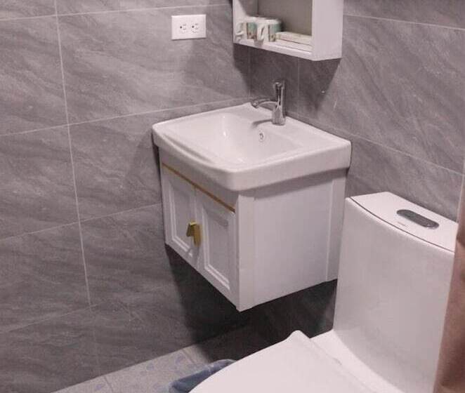 Lucky Home Hotel And Apartment