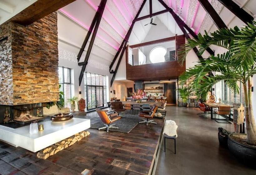 Pensão Het Lichthuis