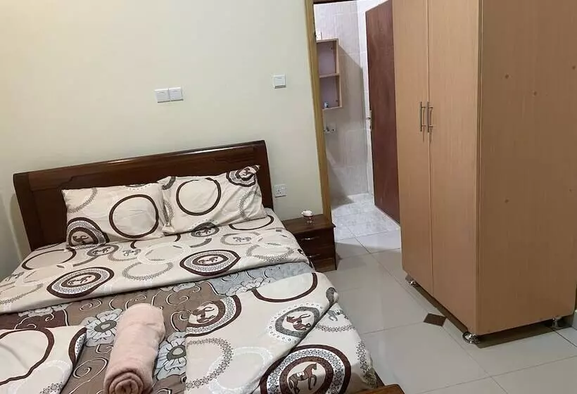 پانسیون M Safari Club