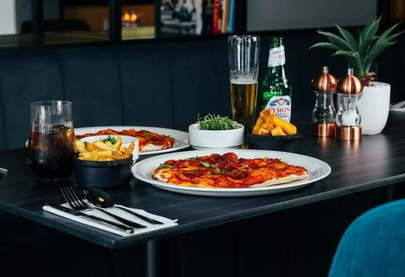 Southgate Hotel London