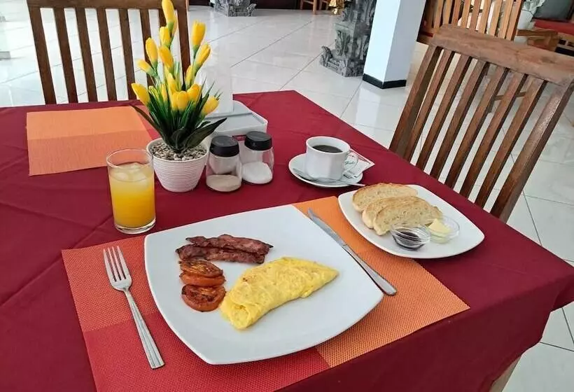 Avana Hotel & Dive Center Pemuteran