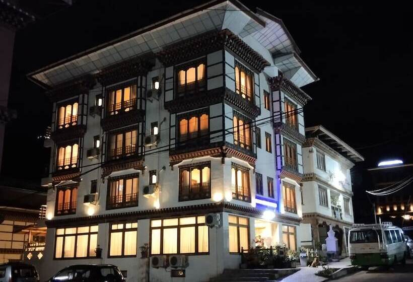 هتل Khuruu Khuruu