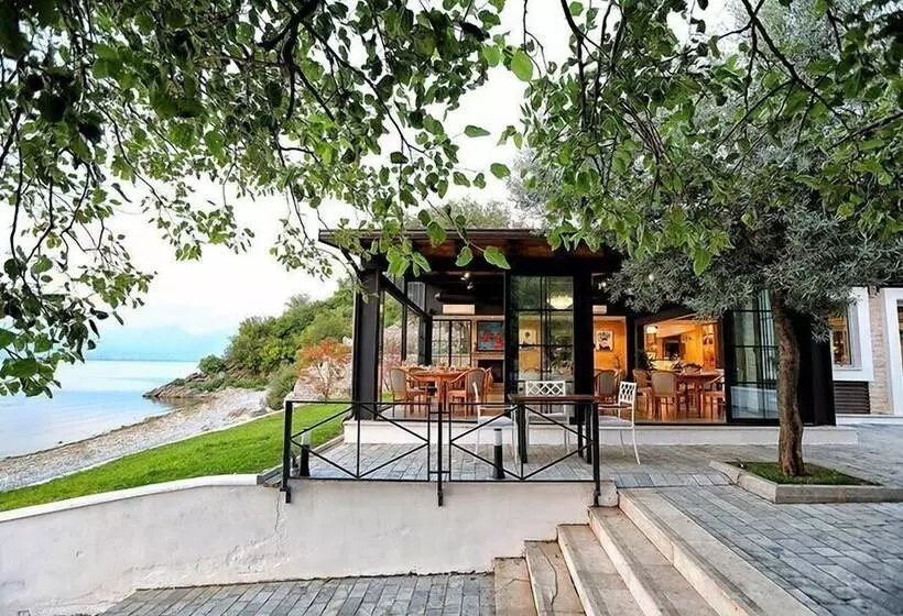 Hotel Labiatan