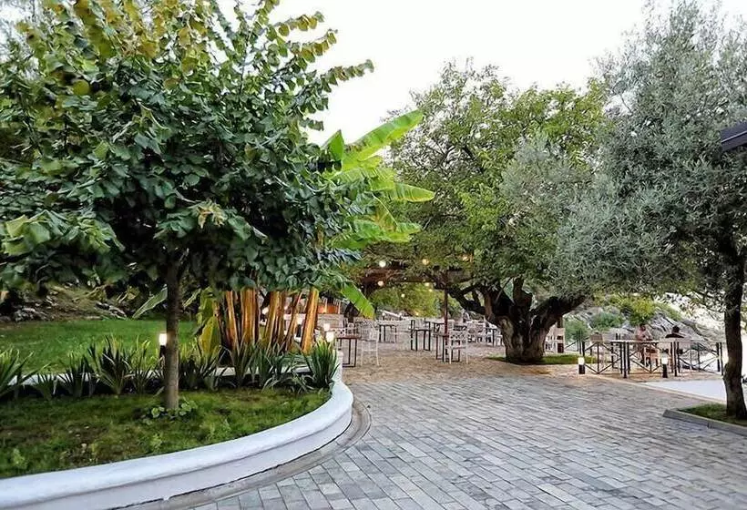 Hotel Labiatan
