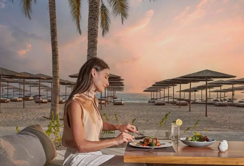 هتل The Club By Fanar