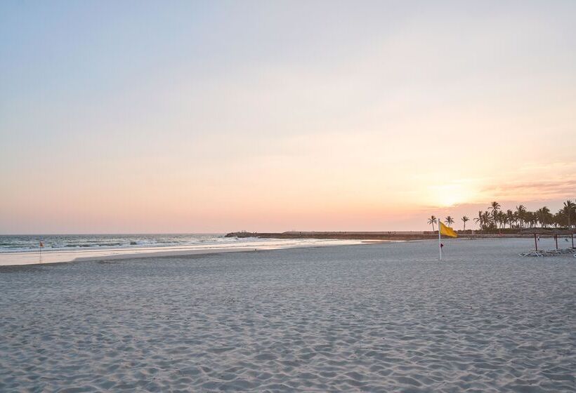 هتل The Club By Fanar