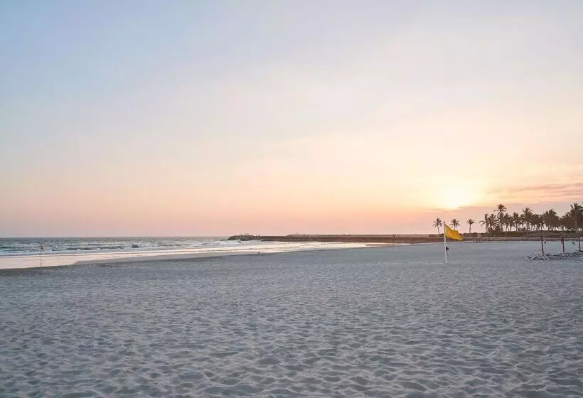 هتل The Club By Fanar