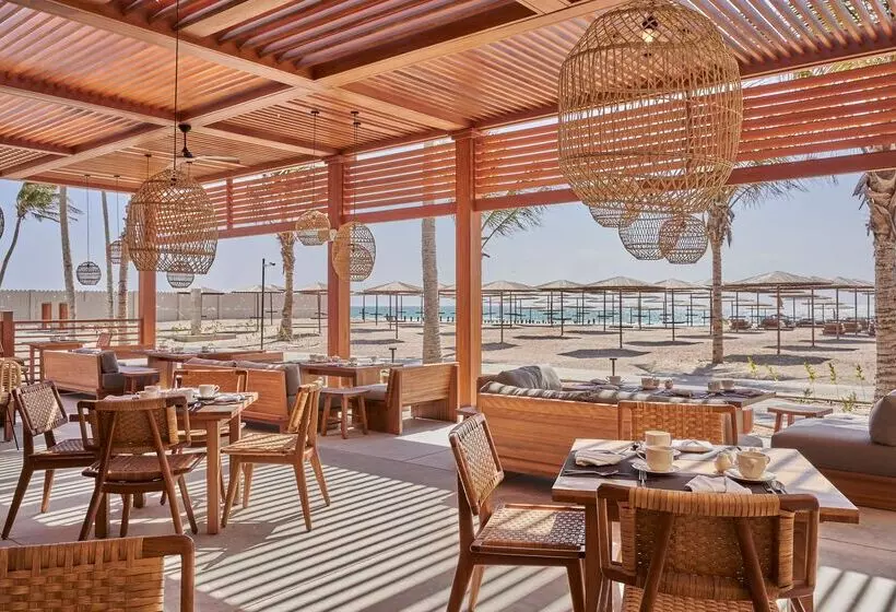 هتل The Club By Fanar