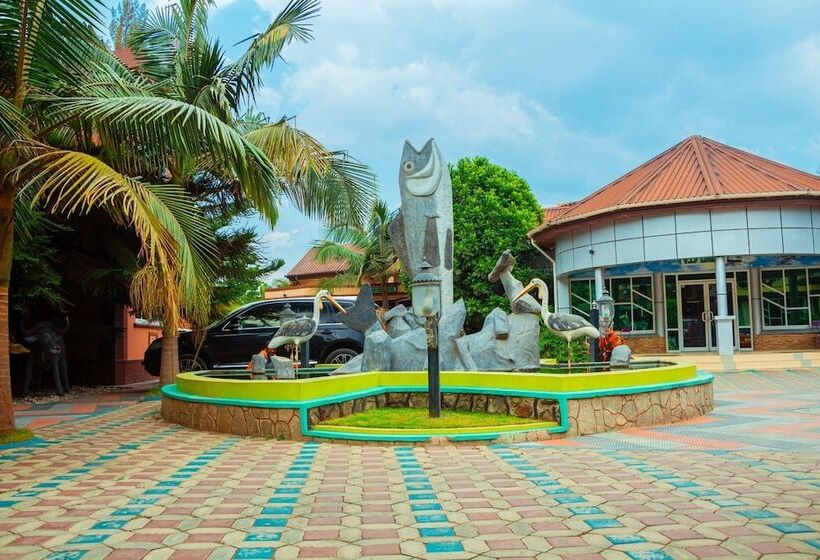 Отель Usungilo City