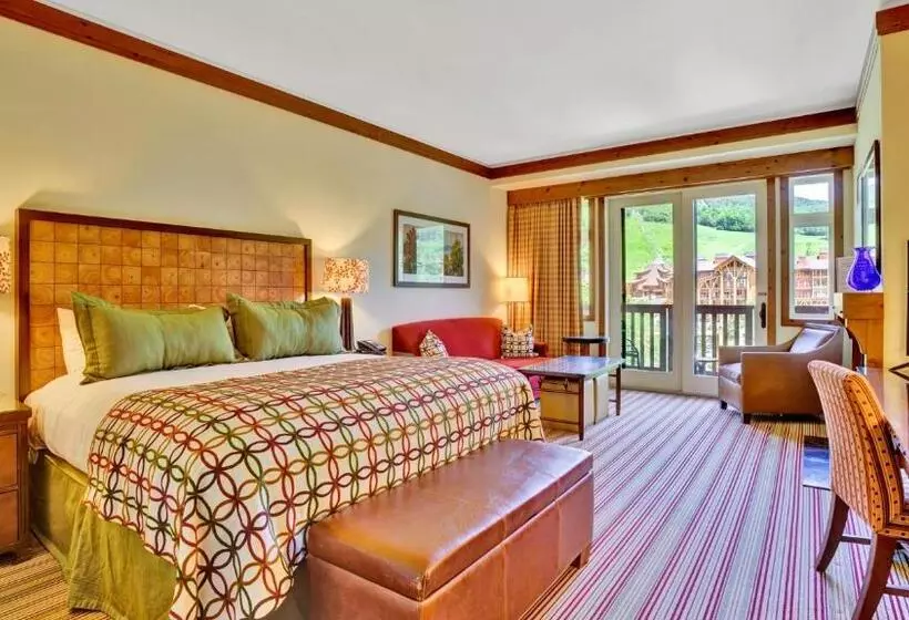 Lomakeskus 1428 Lodge At Spruce Peak Ski In Ski In Ski Out King Studio