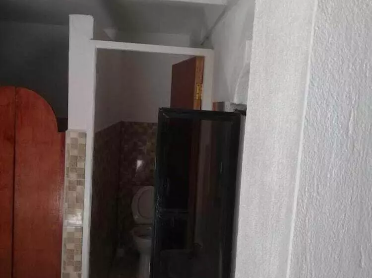 Guest House Hotel Chrisna Hostel