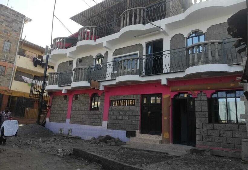 Guest House Hotel Chrisna Hostel