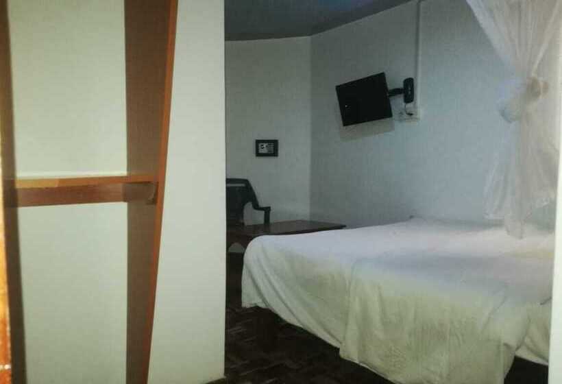 Guest House Hotel Chrisna Hostel