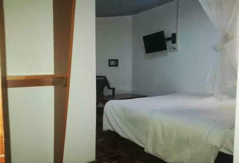 Guest House Hotel Chrisna Hostel