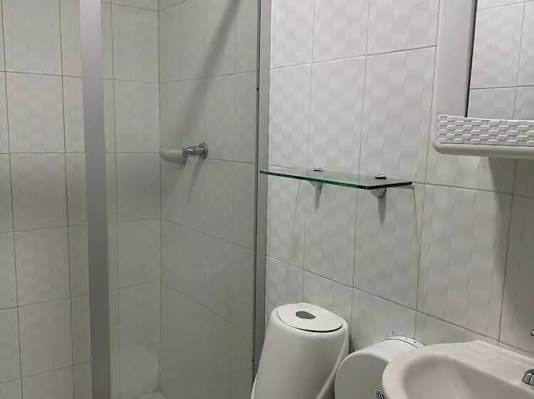 Hotelli Bazurto Plaza