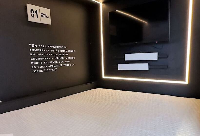 ホテル Hostel Joy Cll 85